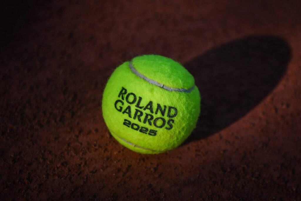 Exciting First Round Showdowns: Shelton Takes on Sonego and Nakashima Faces Navone at the French Open! Exciting First Round Showdowns: Shelton Takes on Sonego and Nakashima Faces Navone at the French Open!