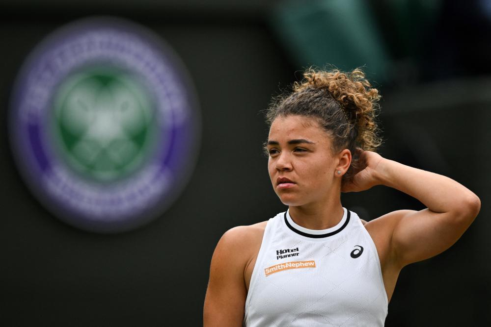 Paolini Powers Through Tomljanovic to Secure Spot in Paris Third Round! Paolini Powers Through Tomljanovic to Secure Spot in Paris Third Round!