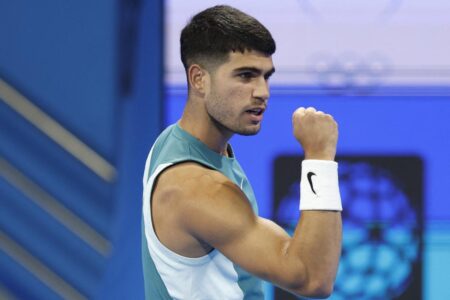 Exciting Showdowns Ahead: Alcaraz Takes on Khachanov and Zverev Faces Fils in Rome R4! Exciting Showdowns Ahead: Alcaraz Takes on Khachanov and Zverev Faces Fils in Rome R4!