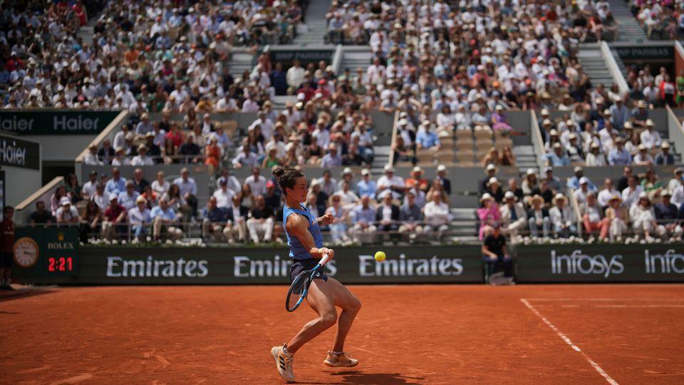 Nighttime Showdowns: Just Two Women’s Matches Scheduled Under Amélie Mauresmo’s Leadership at the French Open!