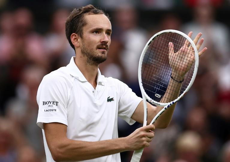 Exciting Showdowns Ahead: Medvedev Takes on Halys and Tsitsipas Faces Michelsen! Exciting Showdowns Ahead: Medvedev Takes on Halys and Tsitsipas Faces Michelsen!