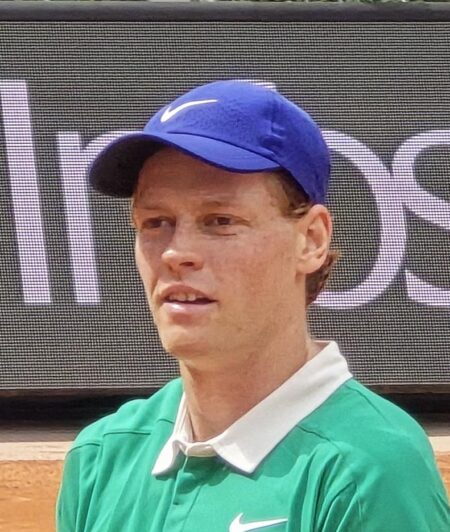 Unveiling Jannik Sinner’s Impressive Net Worth as He Aims for His Second US Open Victory! Unveiling Jannik Sinner’s Impressive Net Worth as He Aims for His Second US Open Victory!